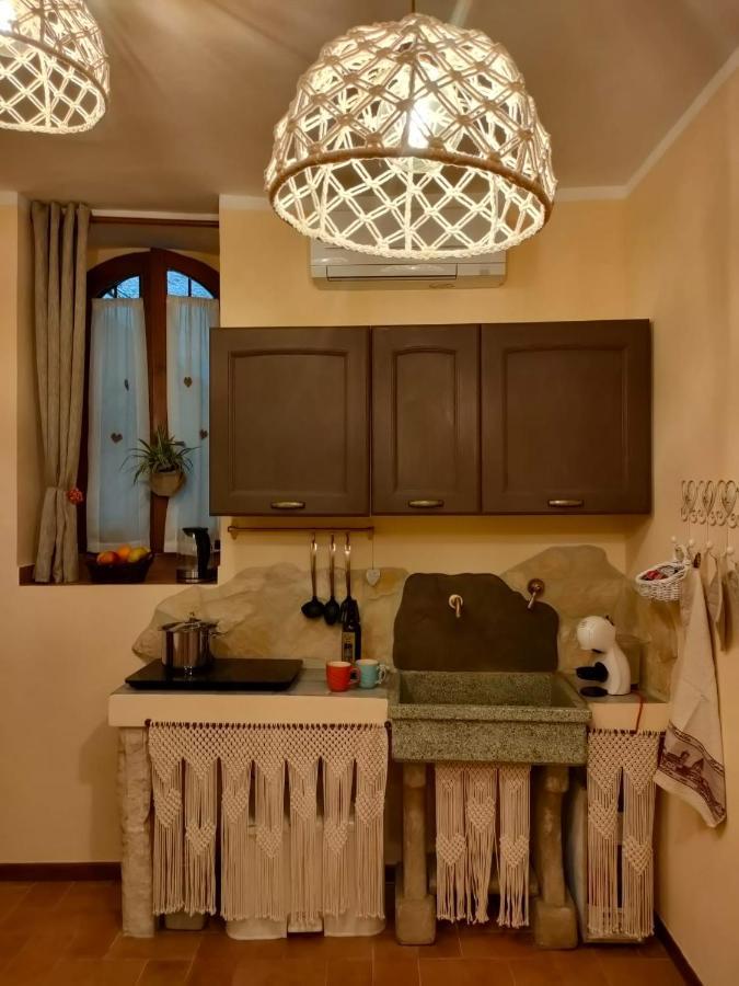 Apartamento Casa vacanze al bacio Spello Habitación foto